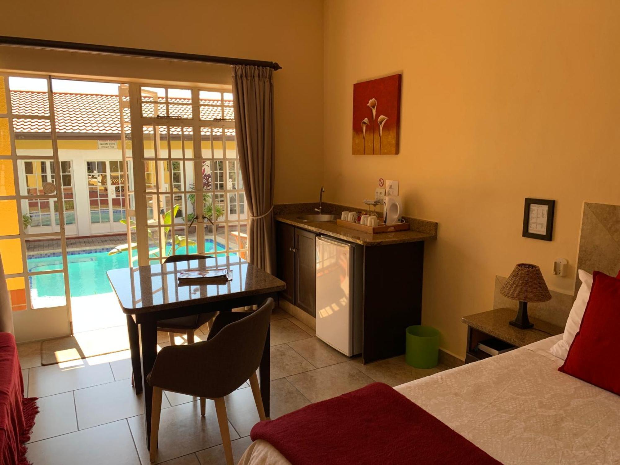 Auberge Guest Lodge Mbombela Eksteriør bilde