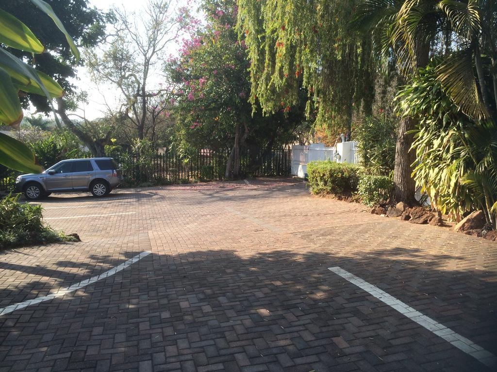 Auberge Guest Lodge Mbombela Eksteriør bilde