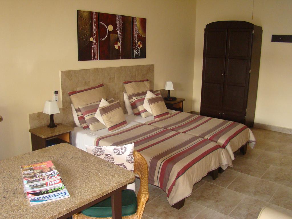 Auberge Guest Lodge Mbombela Rom bilde